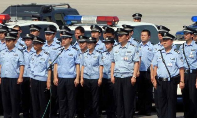 Journalist Exposes Police Pressure