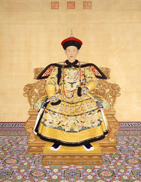 qianlong emperor in court dress